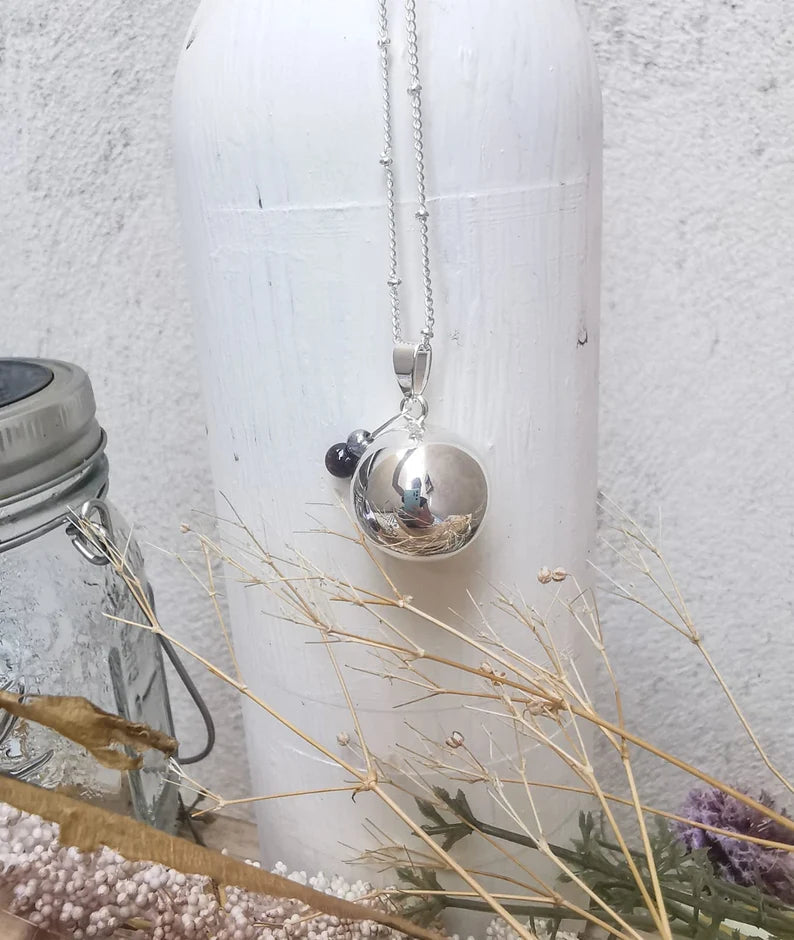 Bola de grossesse en plaqué argent - Pierre de naissance Bola de grossesse A mes copines 